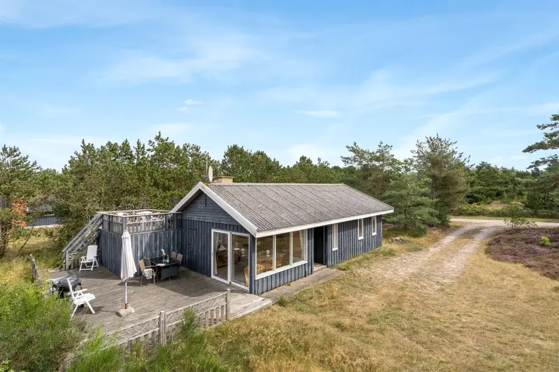 Ferienhaus mit Hund in Vesterø Havn fuer max. 4 Personen