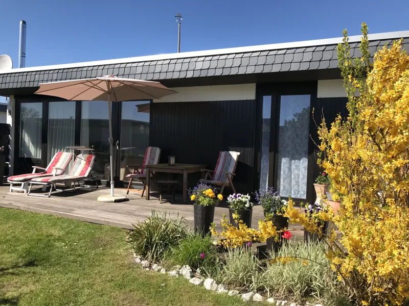     
Ferienhaus ∙ 4 Gäste ∙ 2 Schlafzimmer
