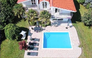 110 m² Gemütliches Ferienhaus mit privatem Pool ∙ Haustiere willkommen ∙ 6 Gäste ∙ 2 Schlafzimmer ∙ Glavice, Kroatien