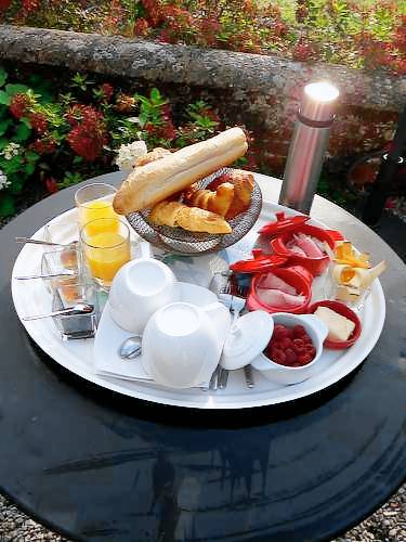 Bed and breakfast  La Calotterie