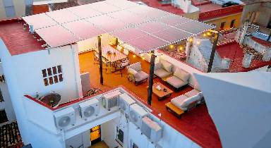80 m² Serviced apartment