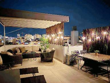 Fully equipped nice flat with barbecue & terrace | City view