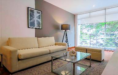 Agréable appartement adapté aux familles avec jardin