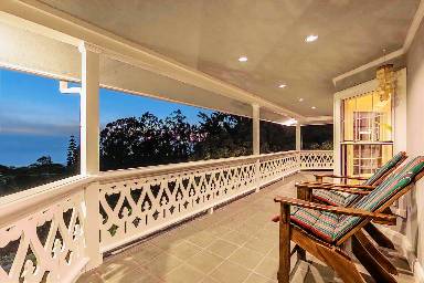 6,500+sf Private Estate Hosted Bed & Breakfast w\/ 4 King suites