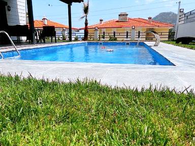320 m² Villa