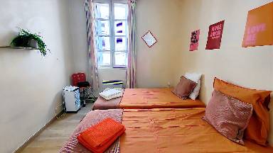 Flat | Close to Popes' Palace