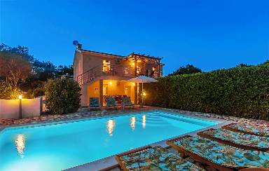 Casa 100 m²