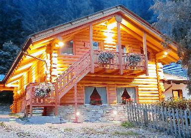 Incantevole camera privata adatta alle famiglie | Vista sulla montagna | Ammette cani