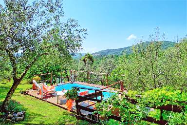 Villa mit Grill, Terrasse und privatem Pool | Panoramablick | Haustiere sind willkommen