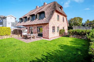 125 qm Ferienhaus, Umzäunt für 6 Gäste mit Hund in Sankt Peter-Ording, Nordsee-Küste