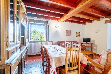 Apartamento con barbacoa y terraza | Vistas a la montaña