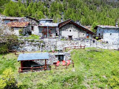 Appartamento con terrazza, giardino e barbecue | Vista sulla montagna