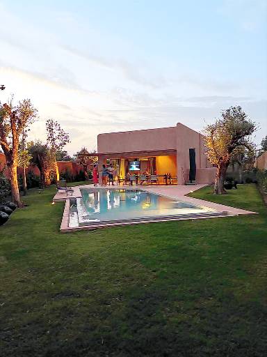 Beautiful villa with pool