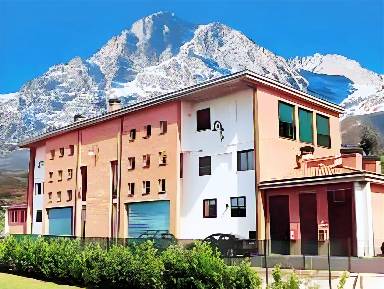 Serviced Apartment mit Grill, Garten und Pool