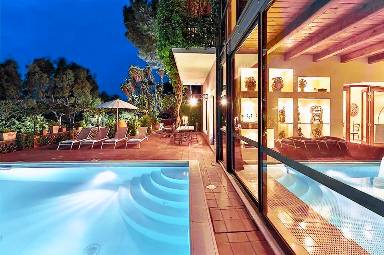 400 m² Villa