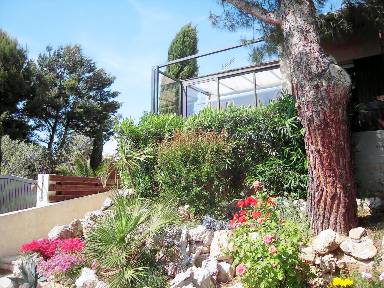 Charmante maison adaptée aux familles avec barbecue, terrasse et jardin | Vue lac | Idéale pour le télétravail