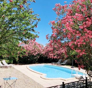 Agréable maison de vacances conviviale et familiale avec piscine privée