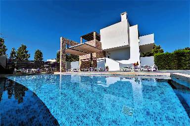 180 m² Villa