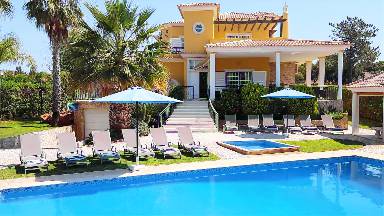 Villa 660 m²