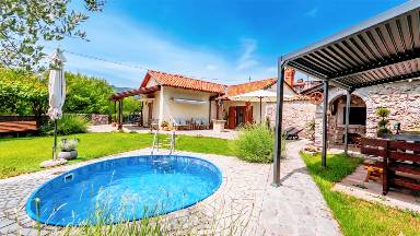 Voll ausgestattete wunderschöne Villa mit Grill, privatem Pool und Terrasse | Haustiere erlaubt
