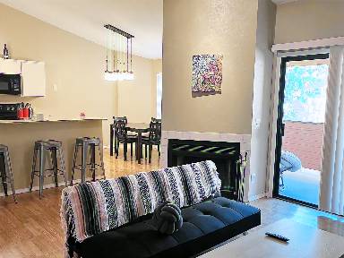 93 m² Condo