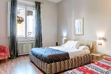 20 m² Private room
