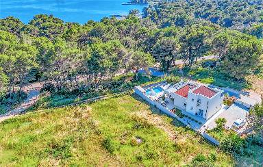 150 m² House