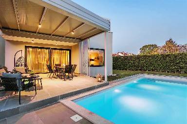 Splendida villa totalmente attrezzata con piscina, griglia e terrazza | Accanto alla spiaggia