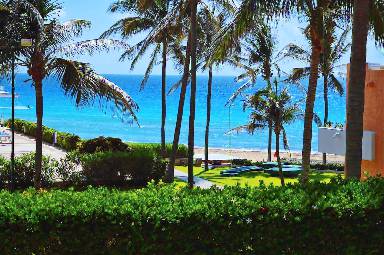 Children-friendly villa with garden & terrace | Beach nearby
