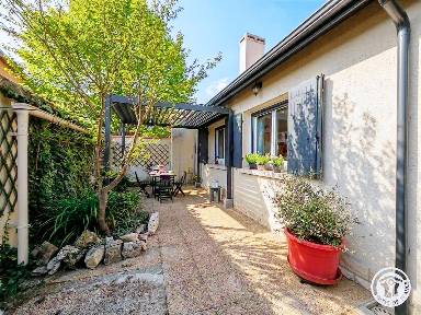 Cottage avec jardin