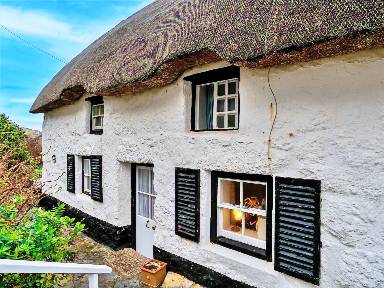 100 m² House