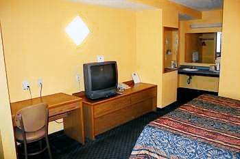 Best Budget Inn Owatonna — photo 5
