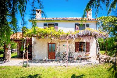 Ferienhaus für 5 Gäste mit Hund in Gora Glušići, Istrien