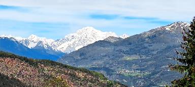 Meraviglioso appartamento con giardino e terrazza | Vista sulla montagna