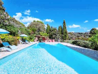 170 m² House
