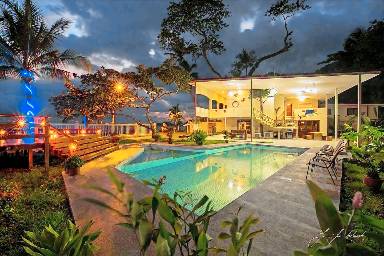 372 m² Villa