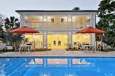 251 m² House