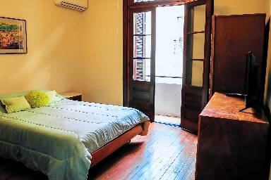 Rental apartment with patio | Near Solís Theatre