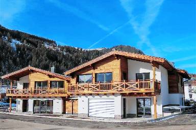Huis 87 m²