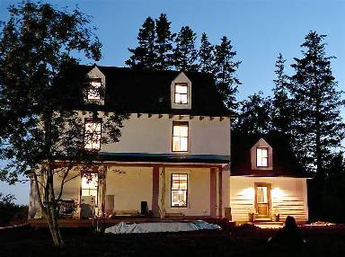 269 m² Farmhouse