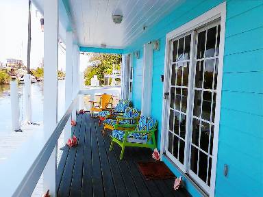 Fully equipped charming house with BBQ & patio | Next to the beach
