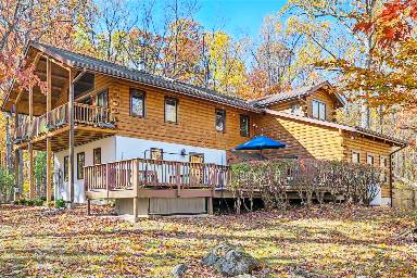 Ultimate Cabin Getaway w/ Hot Tub, Fire Pit and Lake to Recharge and Unwind!