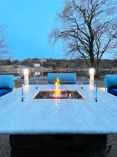 444 m² House
