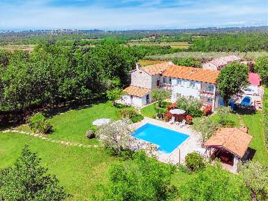 100 m² House
