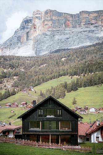 Larix Lodge in Badia
