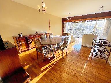 120 m² Apartment