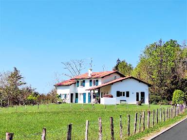 Chambres d'hotes LASCARAY 2 personnes