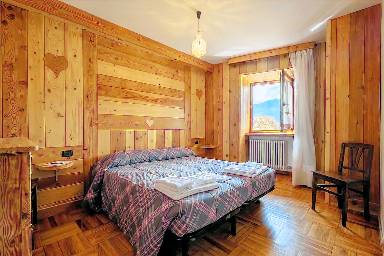 Bed & breakfast con griglia, terrazza e giardino | Vista sulla montagna