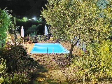 120 qm Ferienhaus mit Pool, Umzäunt, für 7 Gäste mit Hund in Tavole, Ligurien
