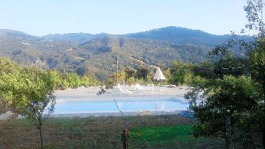 250 m² House